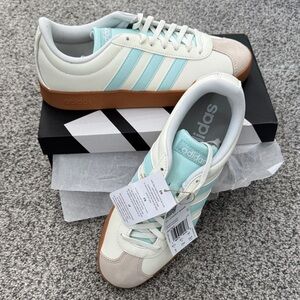 Adidas Cream and Light Blue Sneakers